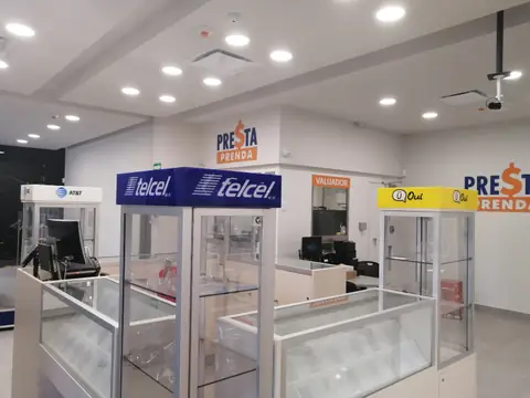 Módulos de telefonía y Presta Prenda con mostradores de cristal
